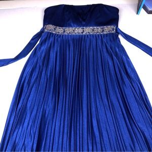 Speechless Prom Dress Small Strapless Blue Silver Empire Waist Pleats Satin